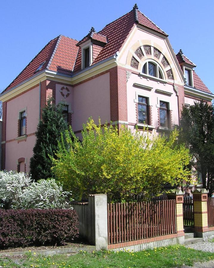 Ferienwohnung Und Pension "Zur Aue" Konigsbruck Extérieur photo