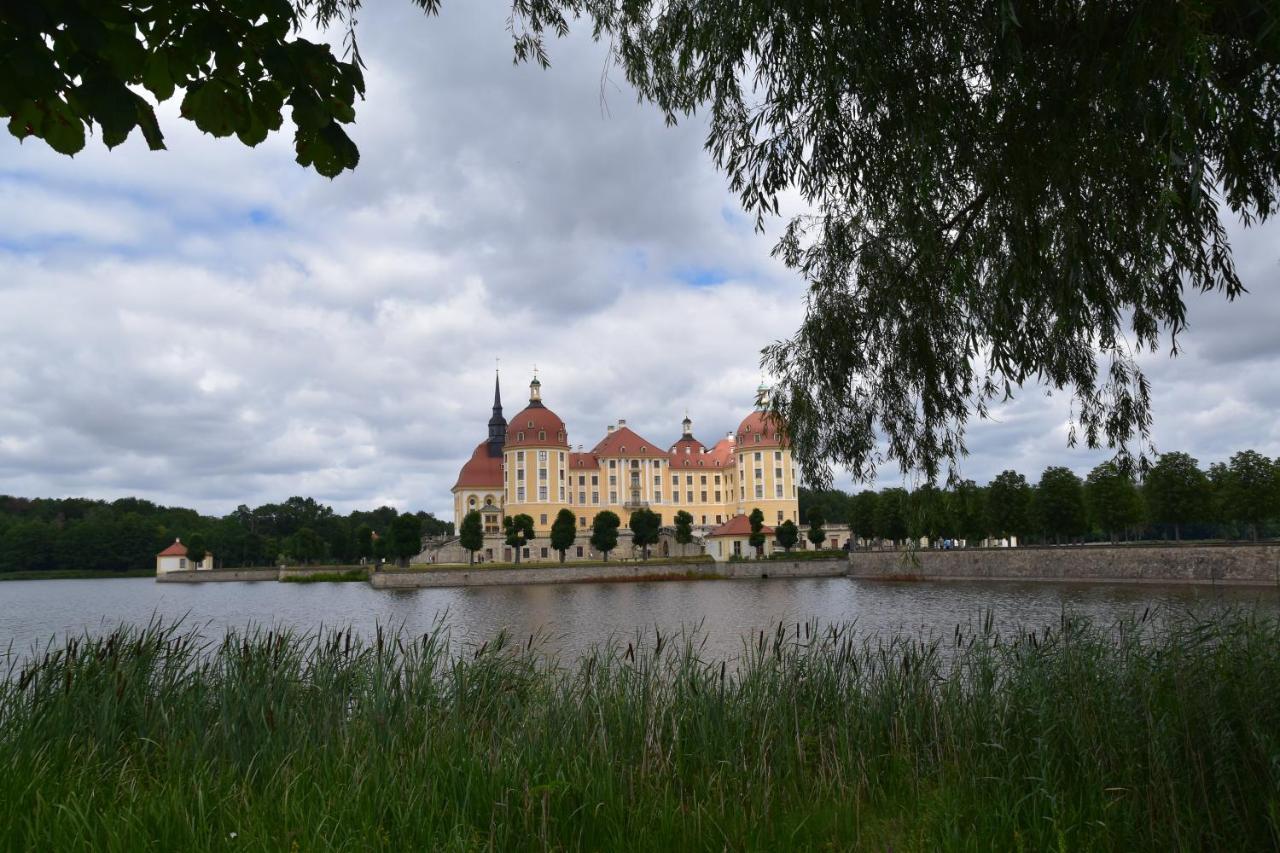 Ferienwohnung Und Pension "Zur Aue" Konigsbruck Extérieur photo